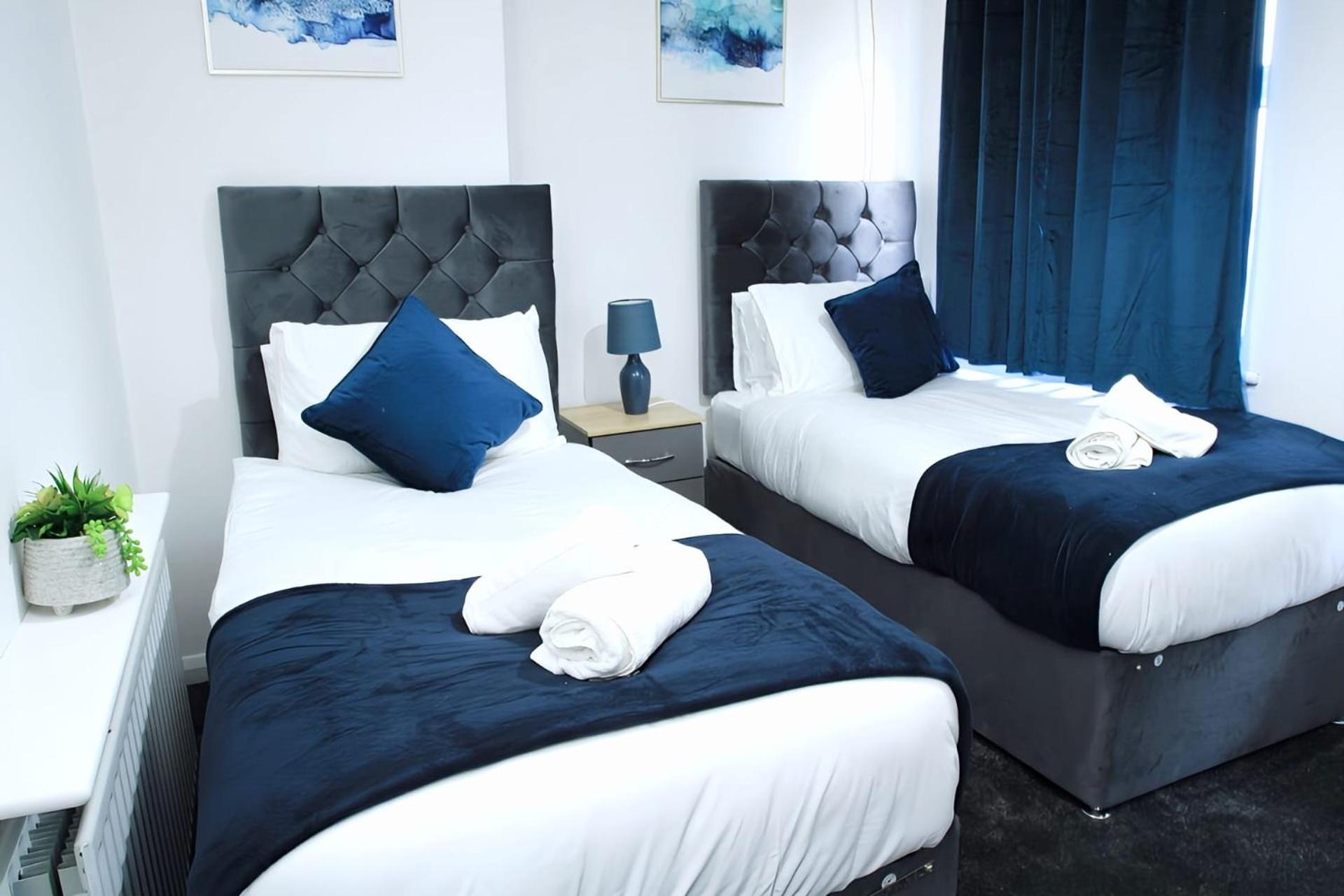 Comfy 2nd Erdington-birmingham Retreat - Sleeps 5-6 - Free Parking - Superfast Wifi - Ideal For Contractors - Group - Long Apartment *